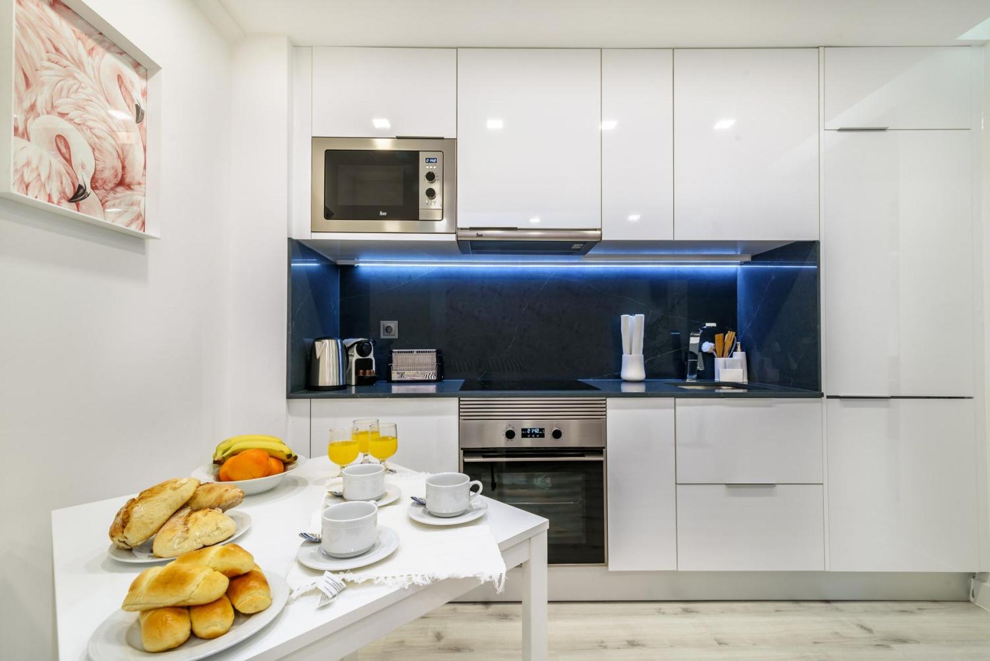 Whome City Chic Escape: Your Stylish Haven In Downtown Lisboa Εξωτερικό φωτογραφία